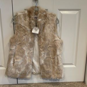 Bb Dakota | Cream Faux Fur Open Vest.